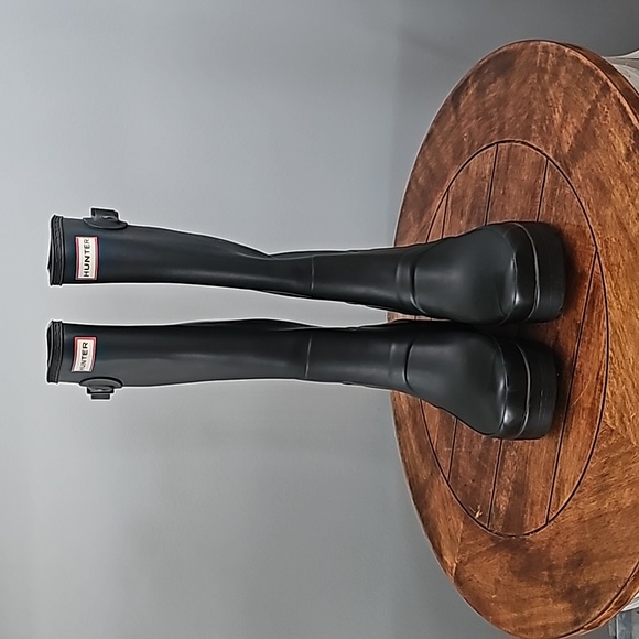 Hunter Shoes - Hunter wedge heel Rain Boots Sz 10 Excellent Like New Conditon